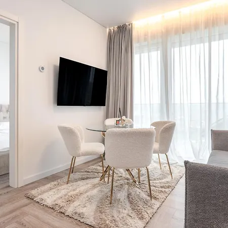 Cozywave Apartment *
